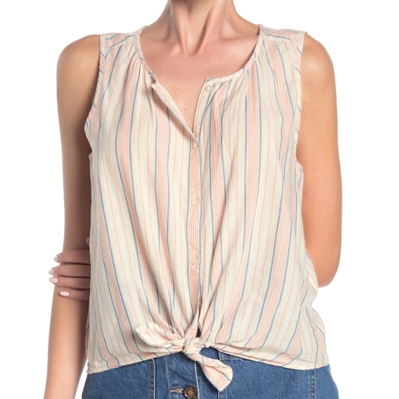 🆕🌿LUCKY BRAND TOP🌿 - Picture 3 of 5